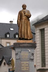 2010 Lourdes Pilgrimage - Day 2 (10/299)